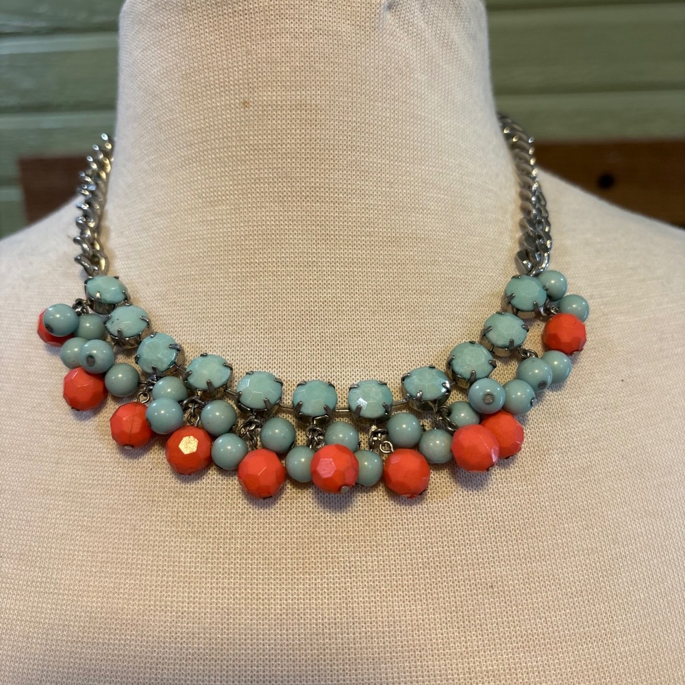 Guess Silver Tone Statement Necklace Coral Turquoise Cluster Bib Stones 17in
